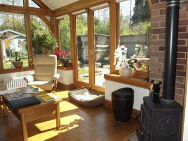  Image of 3 Bedroom Semi-Detached for sale at Reading Road Burghfield Common Reading, RG7 3QA