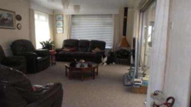  Image of 4 Bedroom Bungalow for sale at Redruth Cornwall Redruth, TR15 1NX