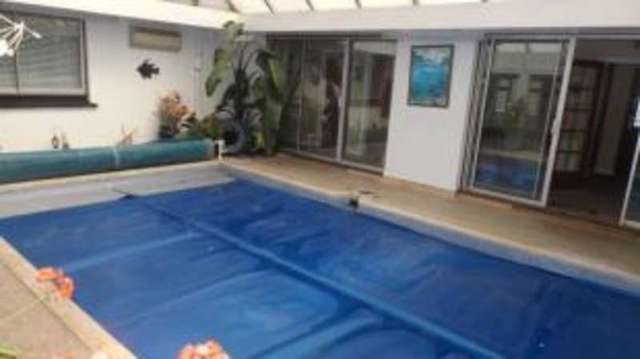  Image of 4 Bedroom Bungalow for sale at Redruth Cornwall Redruth, TR15 1NX
