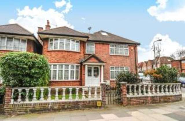  Image of 6 Bedroom Detached for sale at Finchley  Finchley, N3 3PB