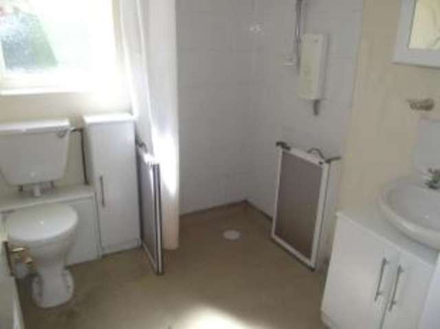  Image of 3 Bedroom Semi-Detached for sale at Romford  Gidea Park, RM2 5RA