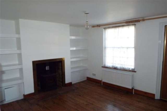  Image of 2 Bedroom Detached to rent at Romsey, SO51 8JB