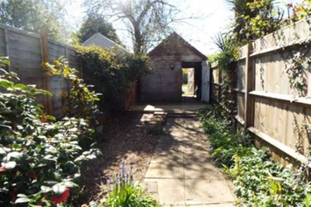  Image of 2 Bedroom Detached to rent at Romsey, SO51 8JB