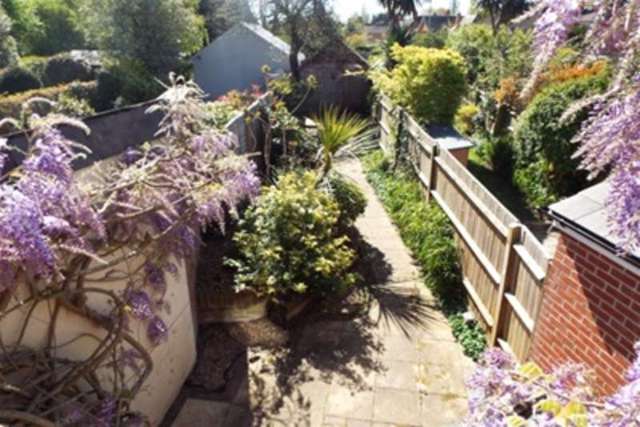  Image of 2 Bedroom Detached to rent at Romsey, SO51 8JB