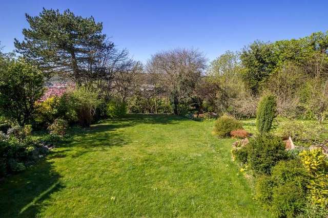  Image of 4 Bedroom Detached for sale at Purley Purley, CR8 1AG