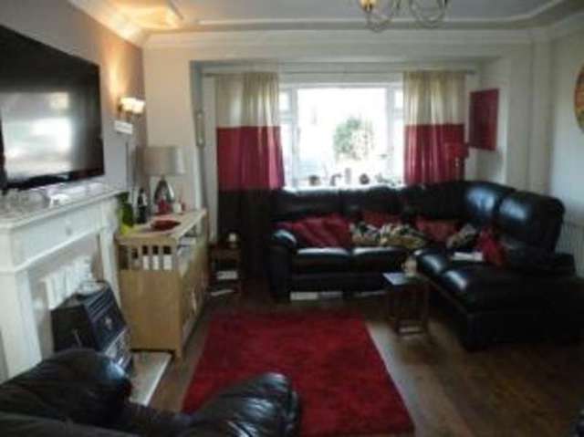  Image of 4 Bedroom Detached for sale at Burntwood Staffordshire Burntwood, WS7 2EE