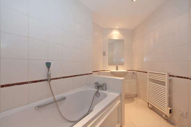  Image of 4 Bedroom Flat to rent at St Edmund`s Terrace St John`s Wood London, NW8 7QQ