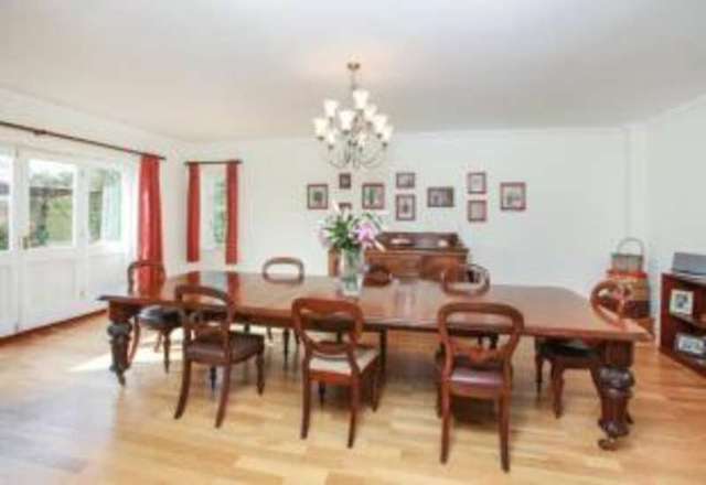  Image of 5 Bedroom Detached for sale at Stisted Braintree Stisted, CM77 8AL
