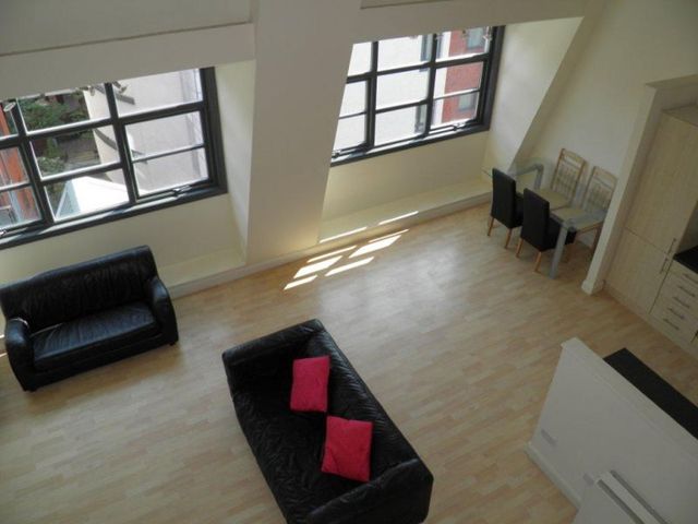  Image of 3 Bedroom Apartment to rent at 30 Ludgate Hill  Manchester City, M4 4DH