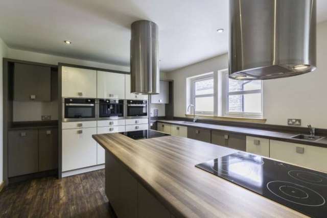  Image of 5 Bedroom Detached for sale at Mary Countess Way  Forfar, DD8 1RF