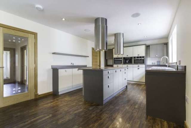  Image of 5 Bedroom Detached for sale at Mary Countess Way  Forfar, DD8 1RF