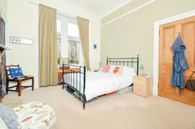  Image of 2 Bedroom Flat for sale at Maurice Place Blackford Edinburgh, EH9 3EP