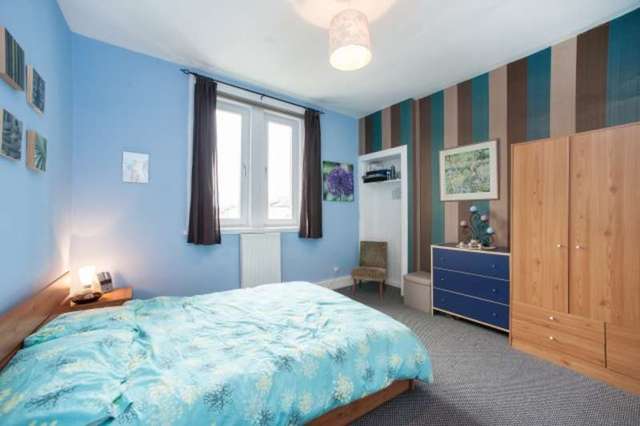  Image of 2 Bedroom Semi-Detached for sale at Braidfauld Place  Glasgow, G32 8PU