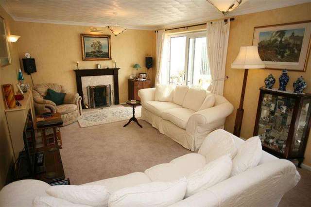  Image of 5 Bedroom Detached for sale at DEVIZES SN10 DEVIZES, SN10 5BE