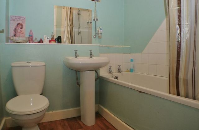  Image of 2 Bedroom Flat for sale at Alder Close Array Midge Hall, PR26 7TT