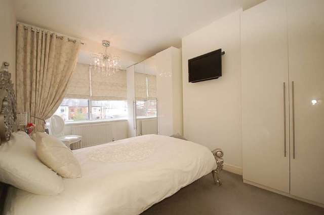  Image of 3 Bedroom Semi-Detached for sale at Blackpool Lancashire, FY1 5NJ