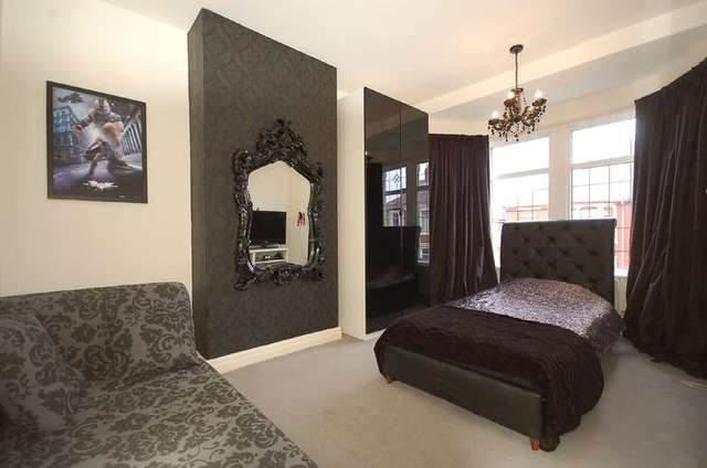  Image of 3 Bedroom Semi-Detached for sale at Blackpool Lancashire, FY1 5NJ