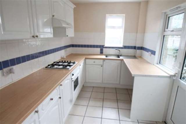  Image of 2 Bedroom Detached to rent at Dartford, DA2 7PY