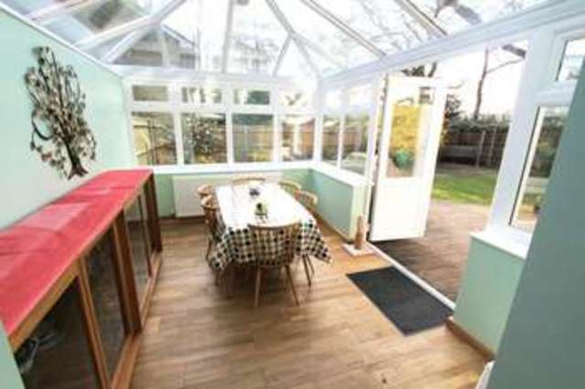  Image of 3 Bedroom Semi-Detached for sale at Barons Mead  Southampton, SO16 9TD