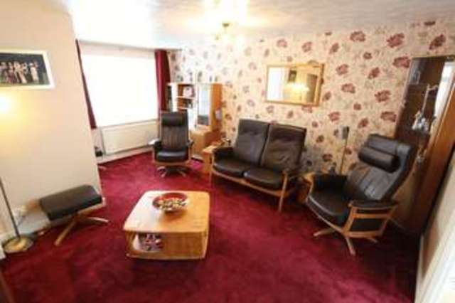  Image of 3 Bedroom Semi-Detached for sale at Barons Mead  Southampton, SO16 9TD