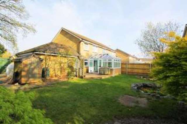  Image of 3 Bedroom Semi-Detached for sale at Barons Mead  Southampton, SO16 9TD