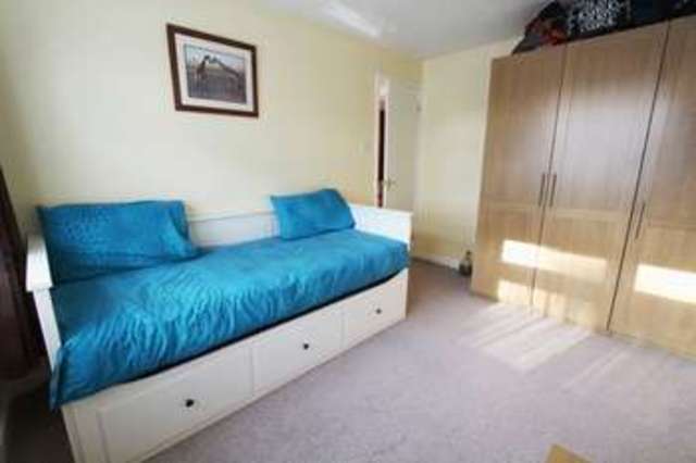  Image of 3 Bedroom Semi-Detached for sale at Barons Mead  Southampton, SO16 9TD