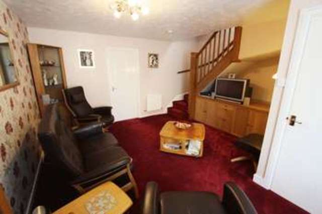  Image of 3 Bedroom Semi-Detached for sale at Barons Mead  Southampton, SO16 9TD