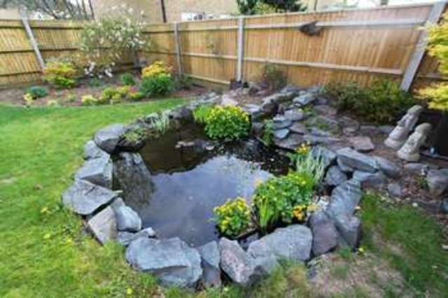  Image of 3 Bedroom Semi-Detached for sale at Barons Mead  Southampton, SO16 9TD