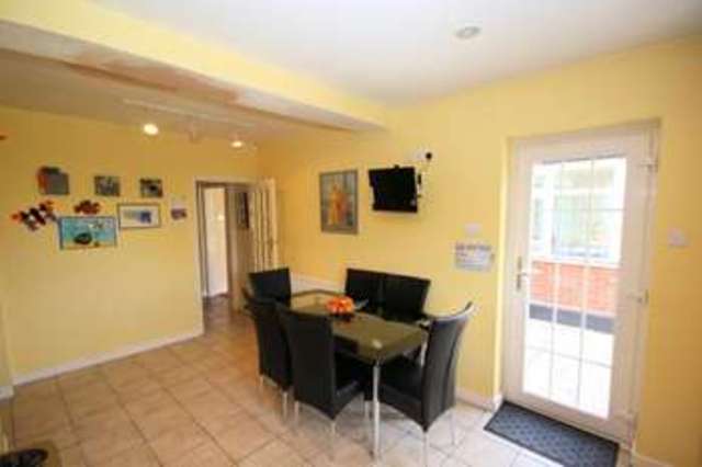  Image of 4 Bedroom Detached for sale at Stanmore Middlesex Stanmore, HA7 2QA