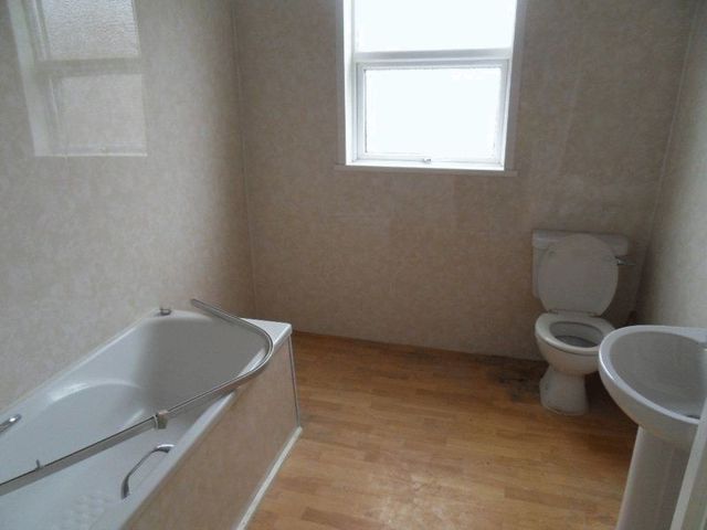  Image of 4 Bedroom Detached to rent at Belsay Place Array Blakelaw, NE4 5NX