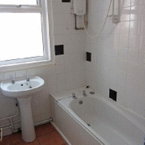  Image of 6 Bedroom Detached to rent at Brighton Grove Array Blakelaw, NE4 5NT