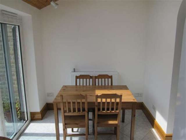  Image of 2 Bedroom Terraced to rent at Norland Town, HX6 2AY