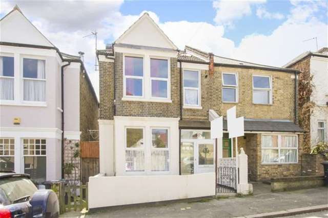  Image of 1 Bedroom Flat for sale at West Norwood, SE27 0PF