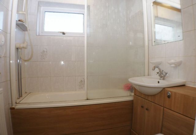  Image of 2 Bedroom Flat for sale at Fernleigh Array Midge Hall, PR26 7AL