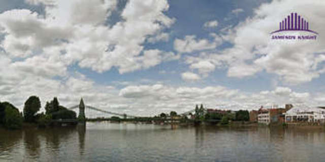  Image of 2 Bedroom Property for sale at Hammersmith London Hammersmith, W6 7NL