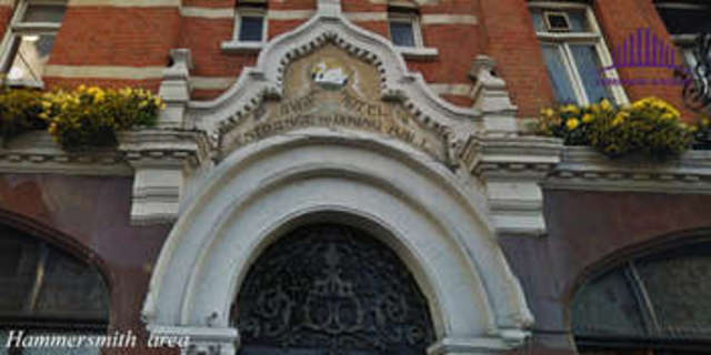  Image of 2 Bedroom Property for sale at Hammersmith London Hammersmith, W6 7NL