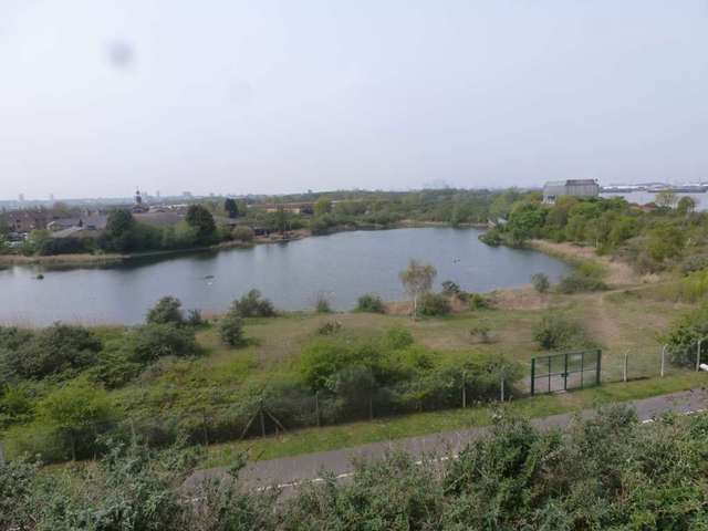  Image of 2 Bedroom Flat to rent at Greenhaven Drive Thamesmead London, SE28 8FY