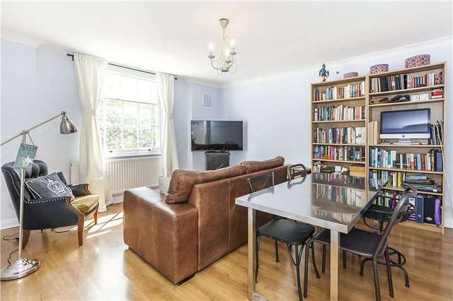  Image of 1 Bedroom Flat for sale at London  Greenwich, SE10 8UN
