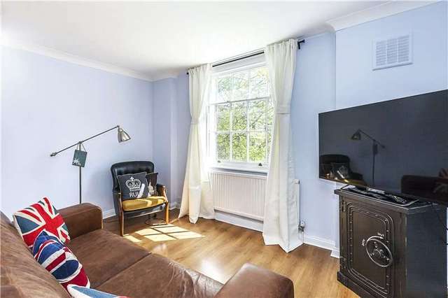  Image of 1 Bedroom Flat for sale at London  Greenwich, SE10 8UN