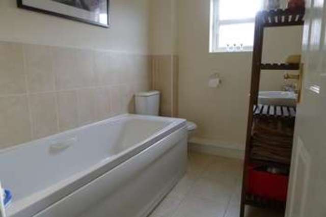  Image of 3 Bedroom Terraced to rent at Hawthorn Road  Blaydon-On-Tyne, NE21 5DU