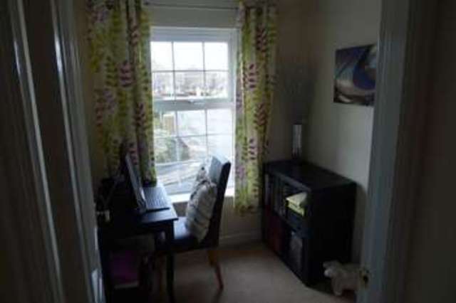  Image of 3 Bedroom Terraced to rent at Hawthorn Road  Blaydon-On-Tyne, NE21 5DU