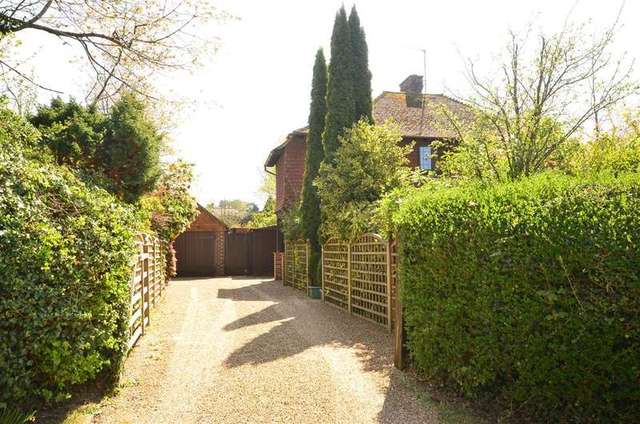  Image of 3 Bedroom Detached for sale at Blackboys Uckfield Uckfield, TN22 5JU