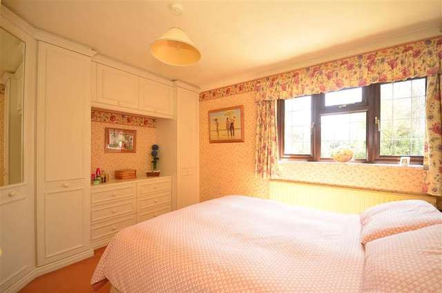  Image of 3 Bedroom Detached for sale at Blackboys Uckfield Uckfield, TN22 5JU