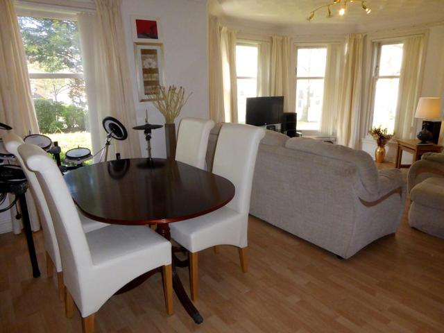 Image of 2 Bedroom Flat to rent at Hyndland Glasgow Glasgow, G12 9XW