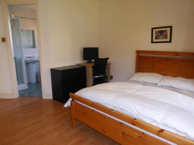  Image of 2 Bedroom Flat to rent at Hyndland Glasgow Glasgow, G12 9XW