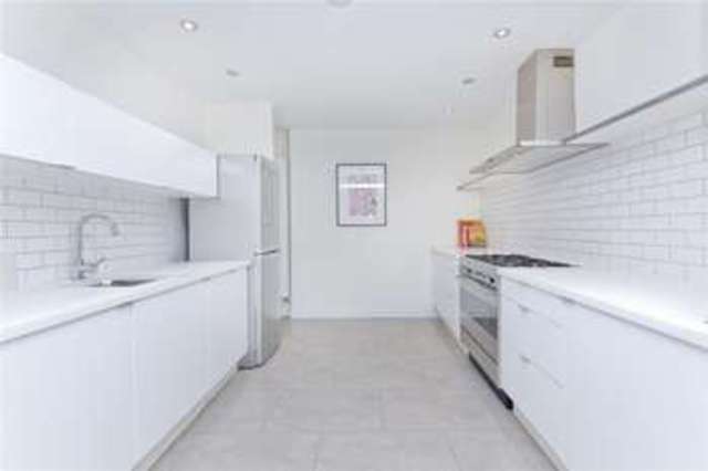  Image of 4 Bedroom Terraced for sale at Islington London Essex Road, N1 7DU