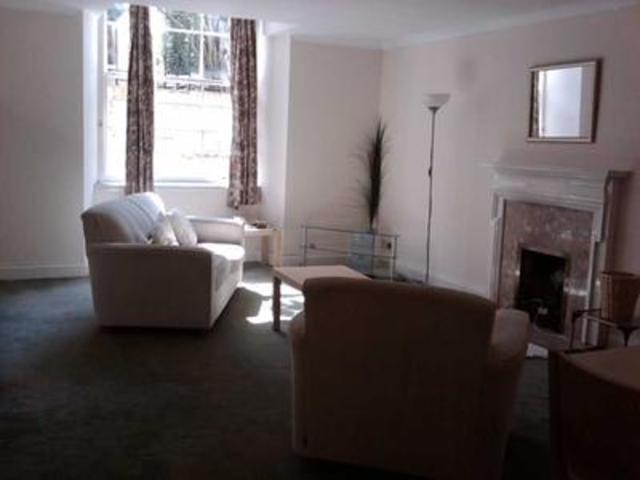  Image of 1 Bedroom Flat to rent at Edinburgh  Edinburgh, EH3 7EH
