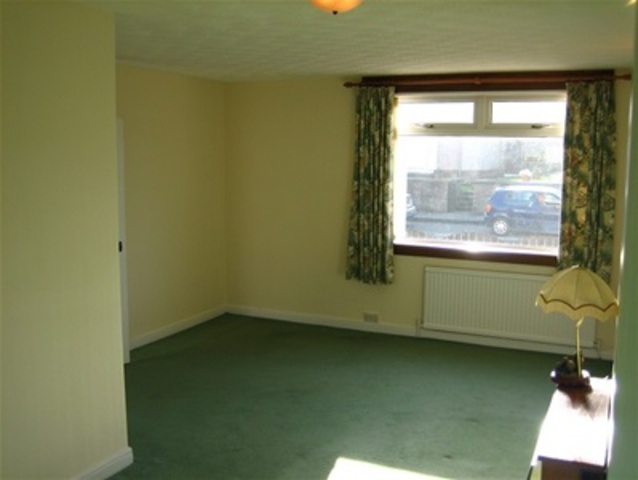  Image of 3 Bedroom Semi-Detached to rent at Bathgate West Lothian West Lothian, EH48 1SN