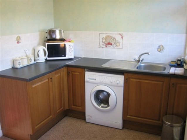  Image of 3 Bedroom Semi-Detached to rent at Bathgate West Lothian West Lothian, EH48 1SN