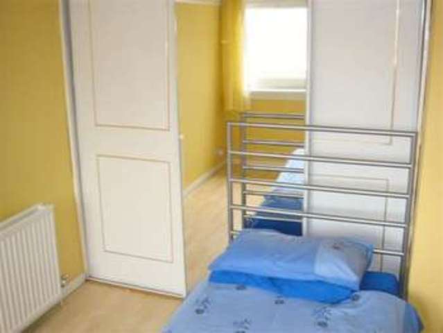  Image of Property to rent at Mccoll Avenue  Alexandria, G83 0JX